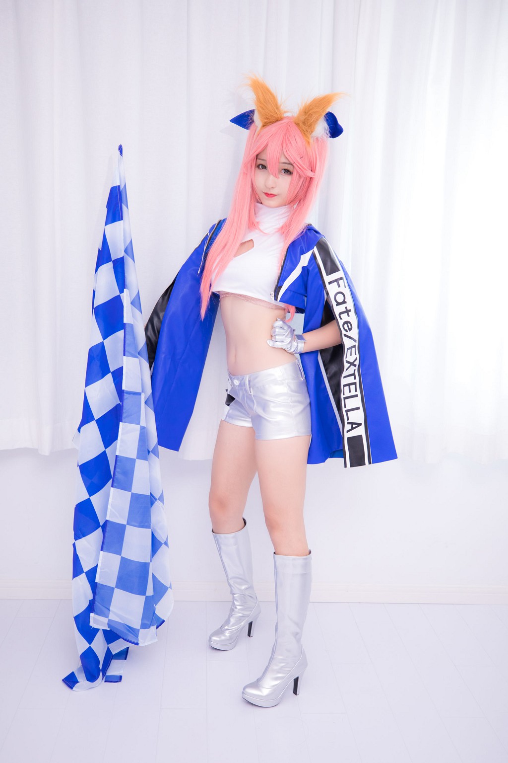 神楽坂真冬《目標はあなた、エンジン全開！！》 [萝莉COSPLAY] 写真集[150P]