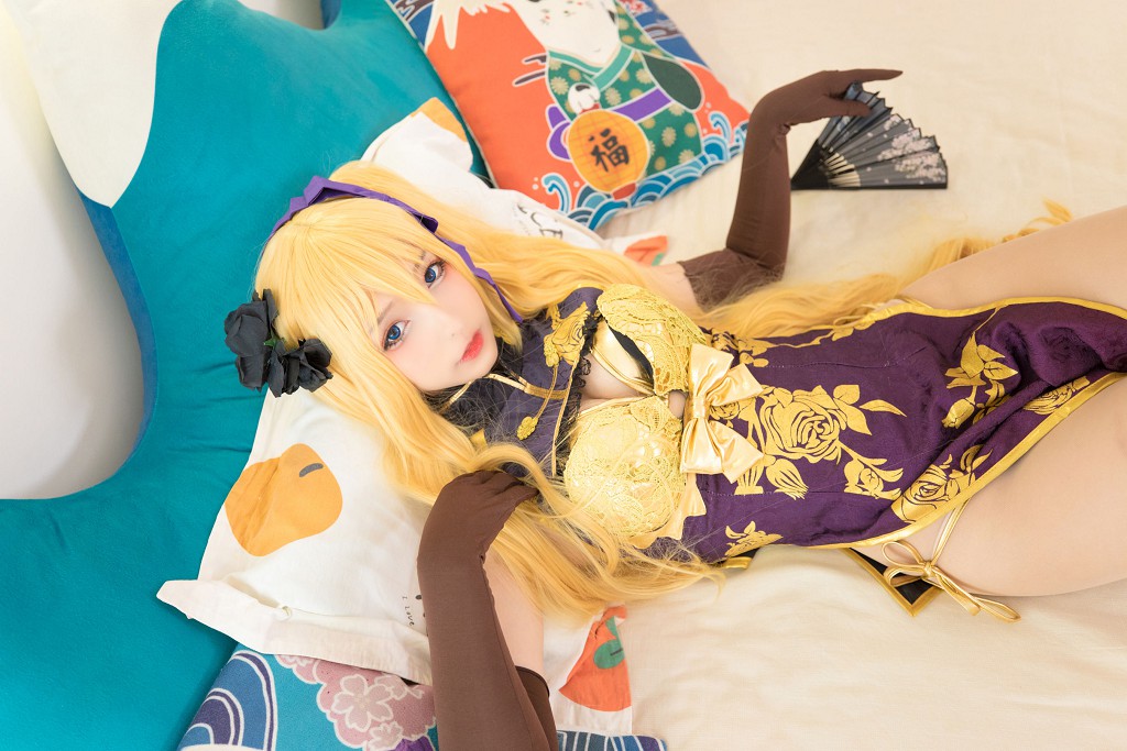 神楽坂真冬《艳娘幻梦谭 - 金莲》 [萝莉COSPLAY] 写真集[150P]