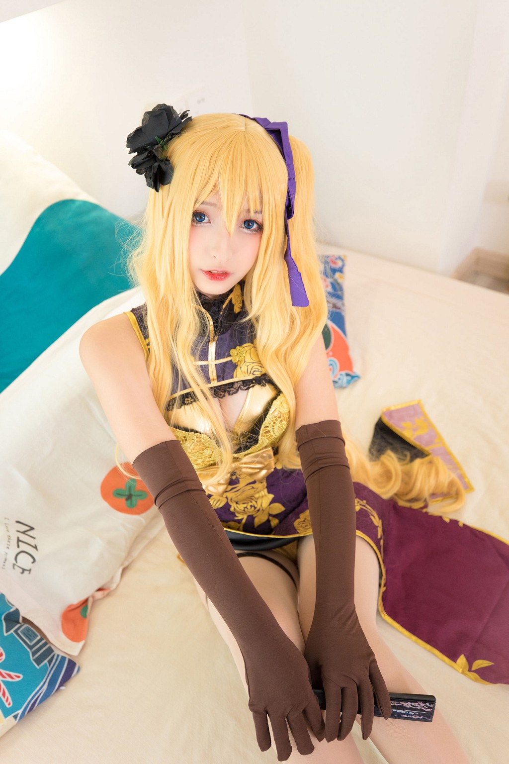 神楽坂真冬《艳娘幻梦谭 - 金莲》 [萝莉COSPLAY] 写真集[150P]