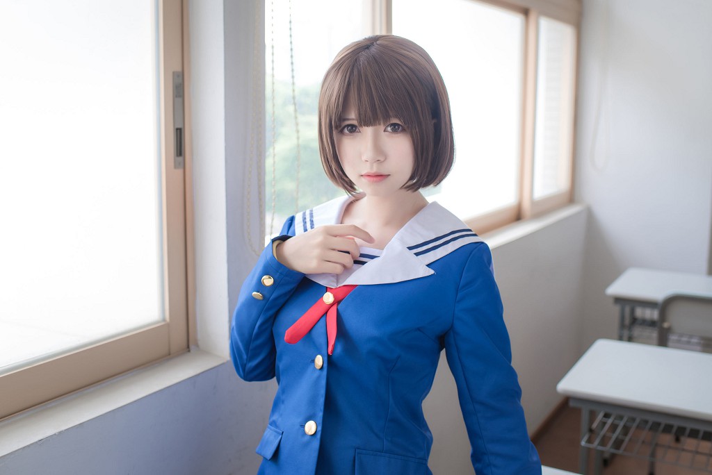 白金Saki 《校服》 [COSPLAY福利] 写真集[29P]