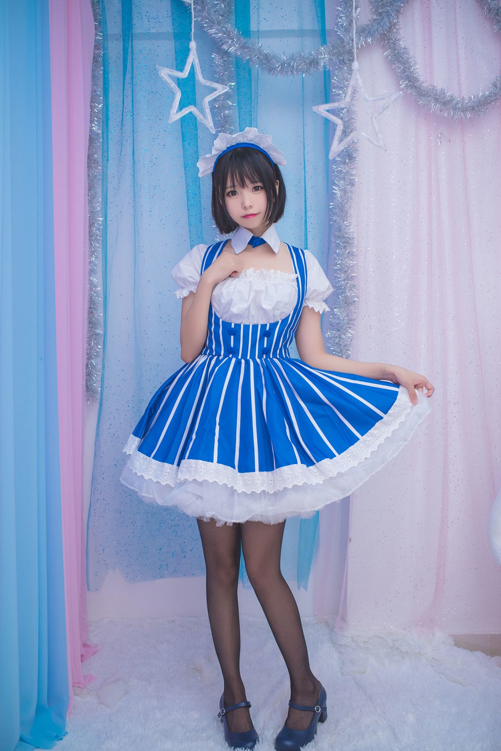 白金Saki《女仆》[COSPLAY福利] 写真集[21P]