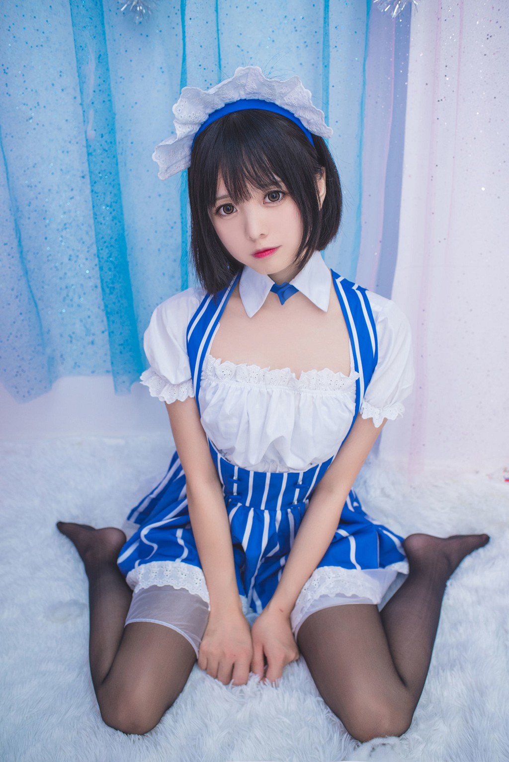 白金Saki《女仆》[COSPLAY福利] 写真集[21P]