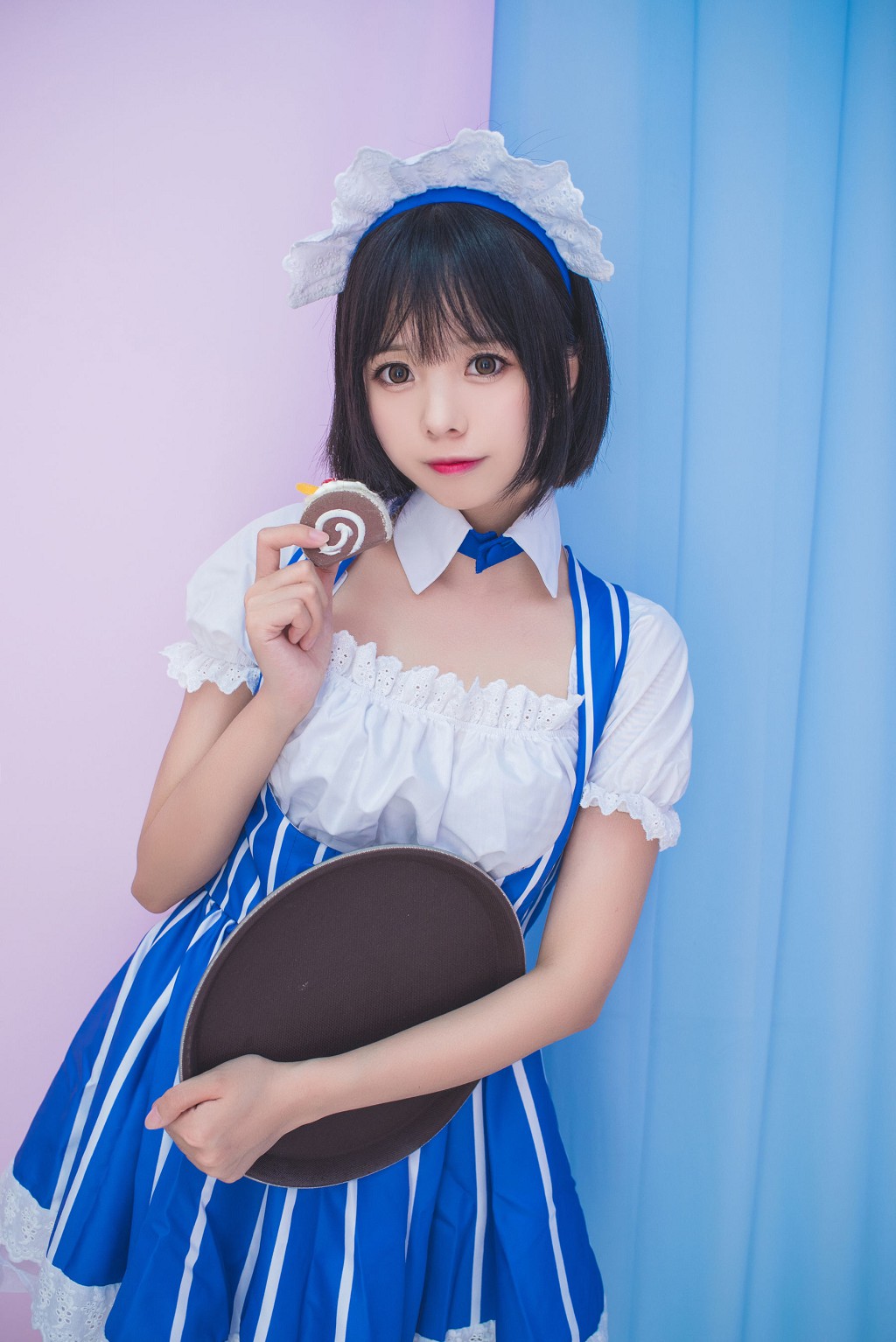 白金Saki《女仆》[COSPLAY福利] 写真集[21P]