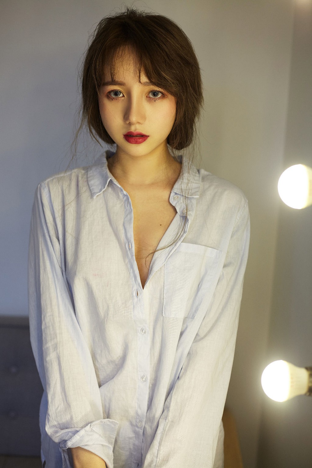 COSER洛丽塔大哥《女仆 灰衬衫 护士》 [Cosplay美女] 写真集[40P]