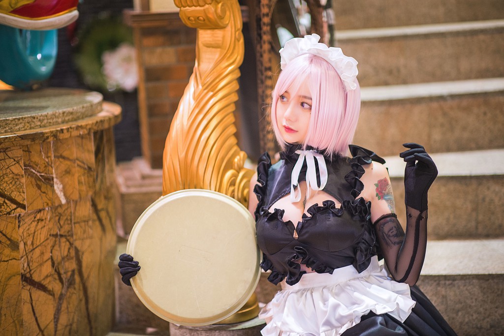 COSER洛丽塔大哥《女仆 灰衬衫 护士》 [Cosplay美女] 写真集[40P]