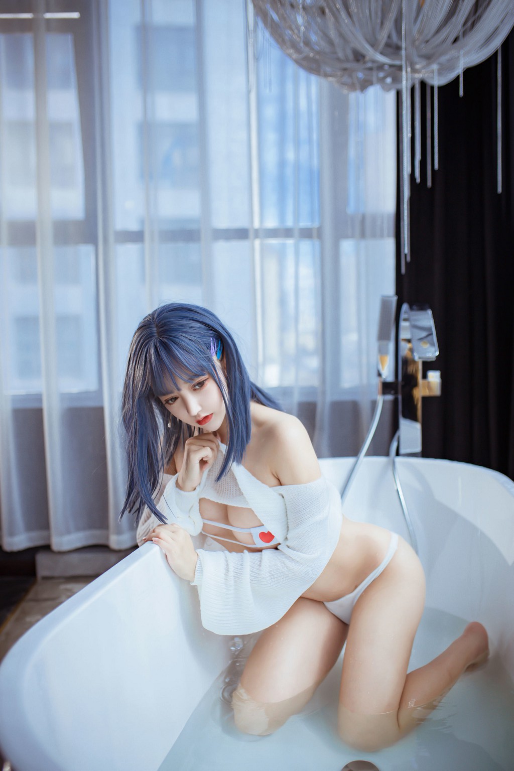 米线线sama 《浴缸》 [Cosplay少女] 写真集[23P]
