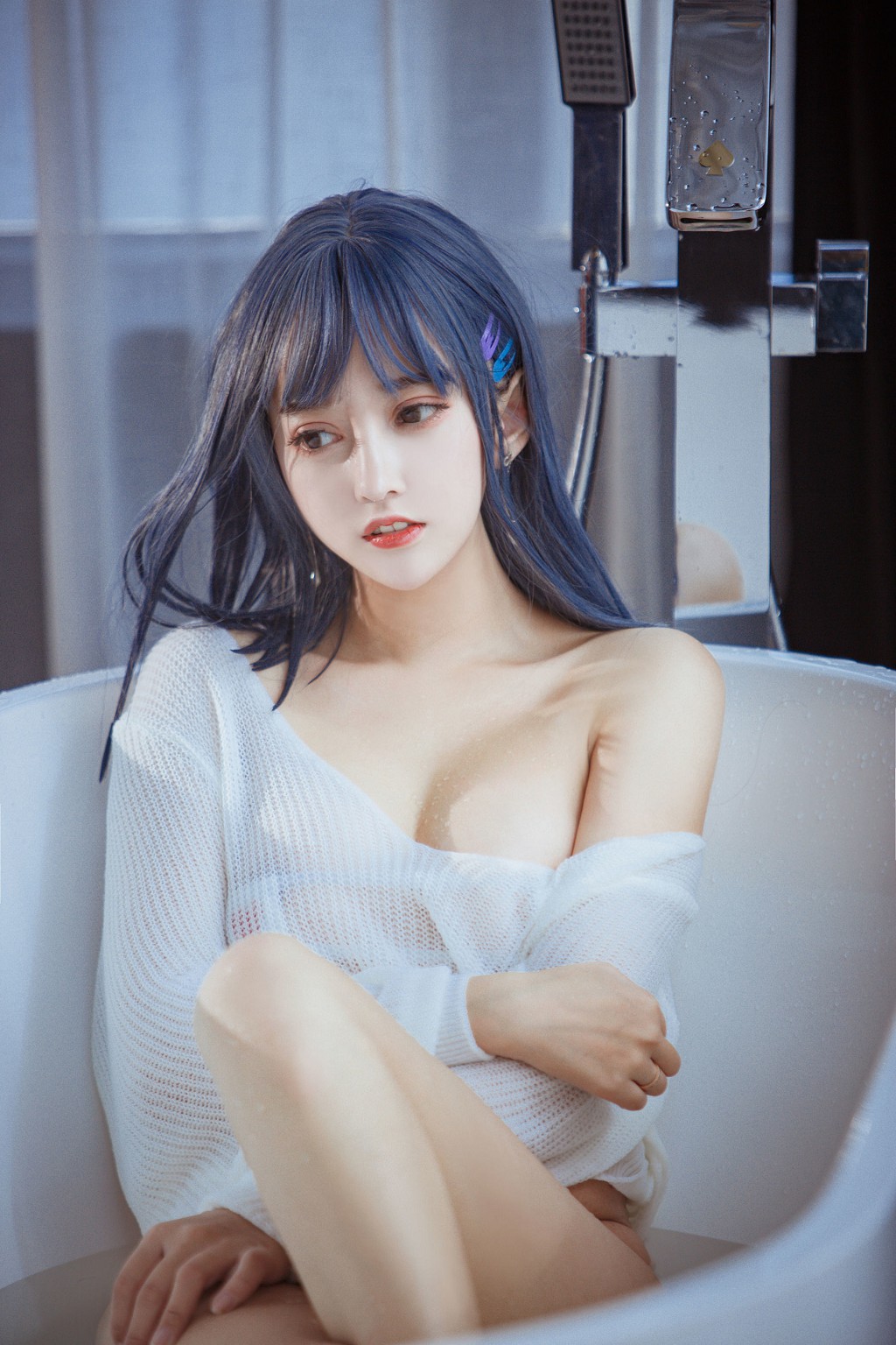 米线线sama 《浴缸》 [Cosplay少女] 写真集[23P]