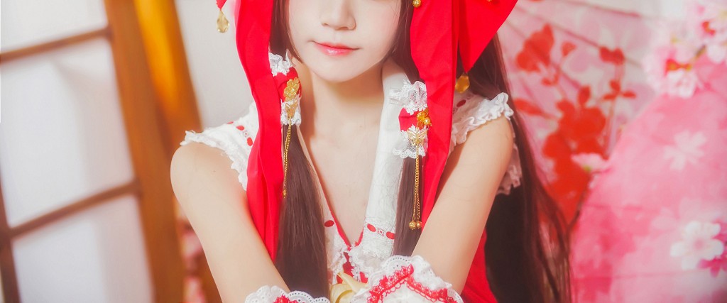 疯猫ss《灵梦》 [萝莉COS] 写真集[40P]