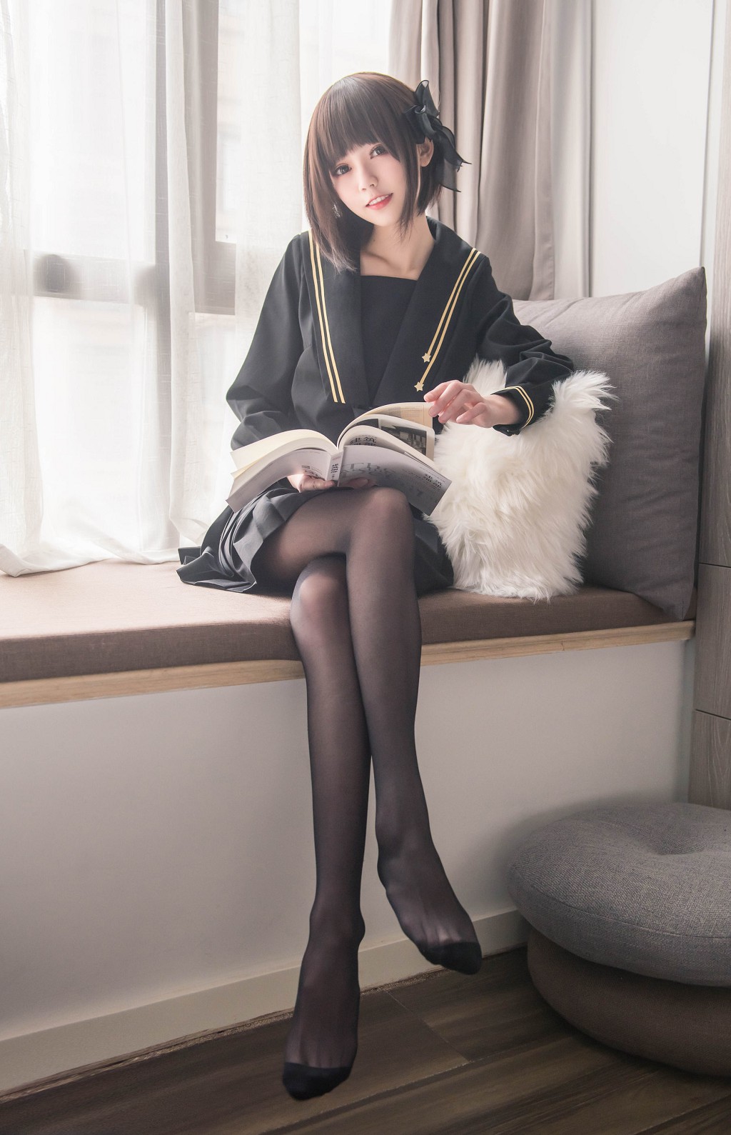 面饼仙儿黑丝女仆私房 写真套图