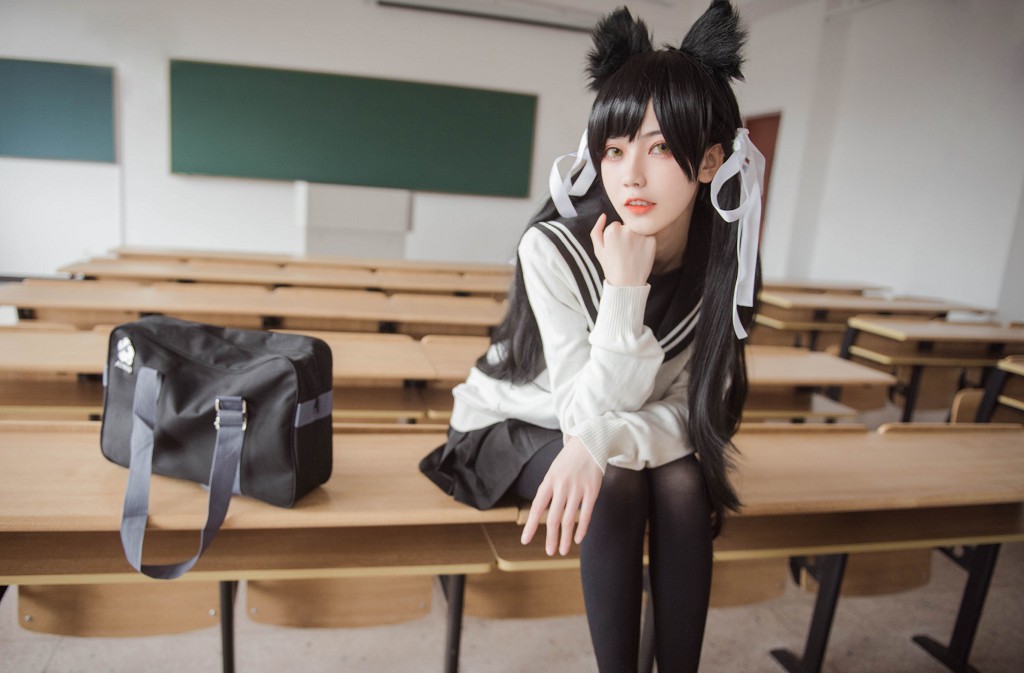 面饼仙儿黑丝女仆私房 写真套图