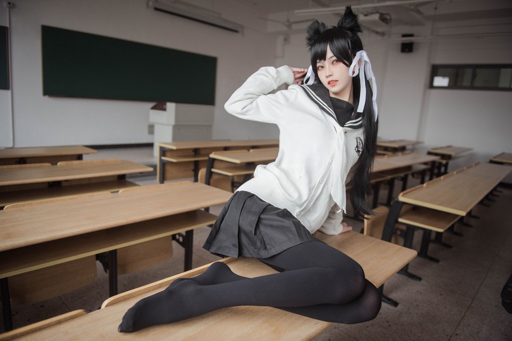 面饼仙儿黑丝女仆私房 写真套图