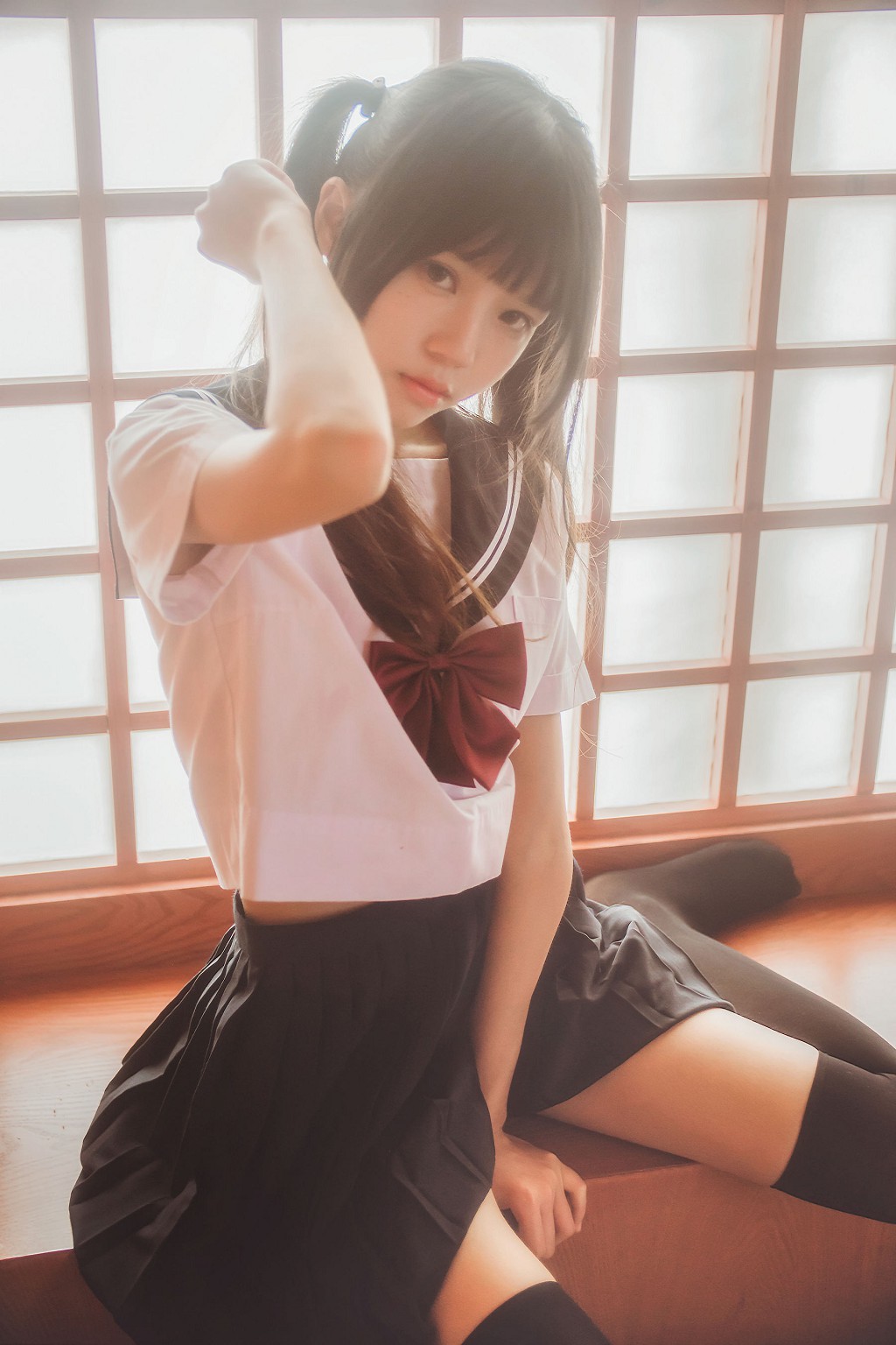 桜桃喵《小背心换水手服》 [萝莉COS] 写真集[144P]