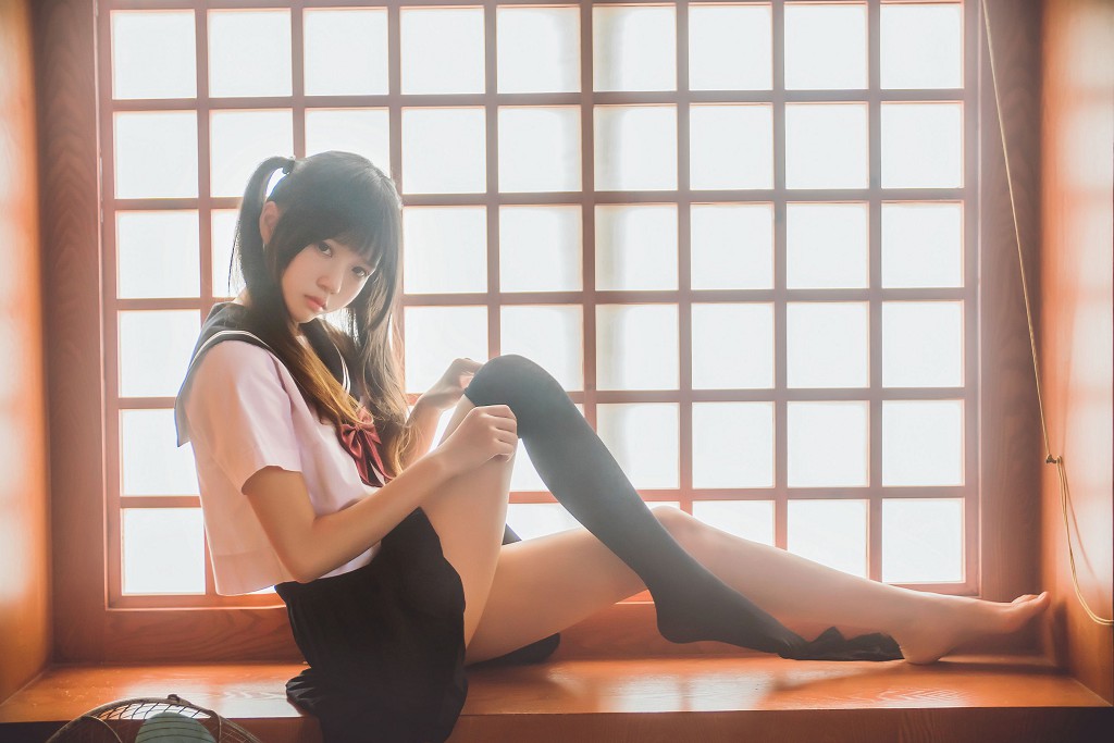 桜桃喵《小背心换水手服》 [萝莉COS] 写真集[144P]