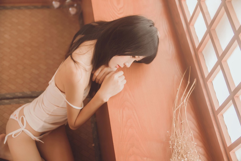 桜桃喵《小背心换水手服》 [萝莉COS] 写真集[144P]