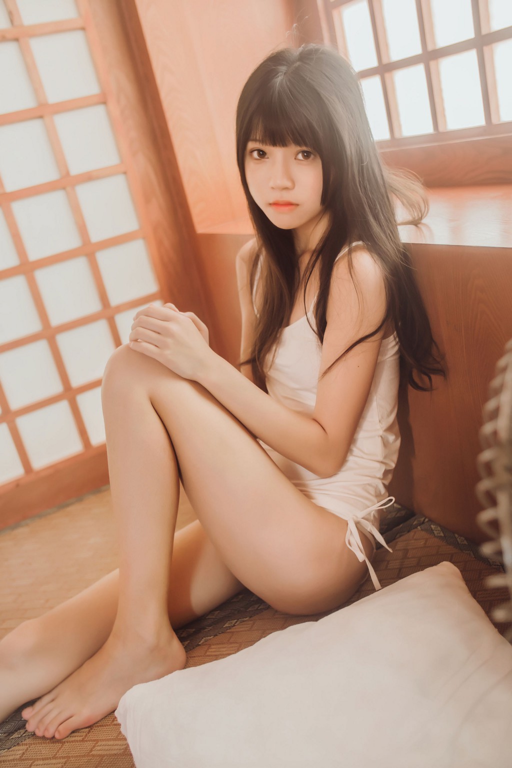 桜桃喵《小背心换水手服》 [萝莉COS] 写真集[144P]