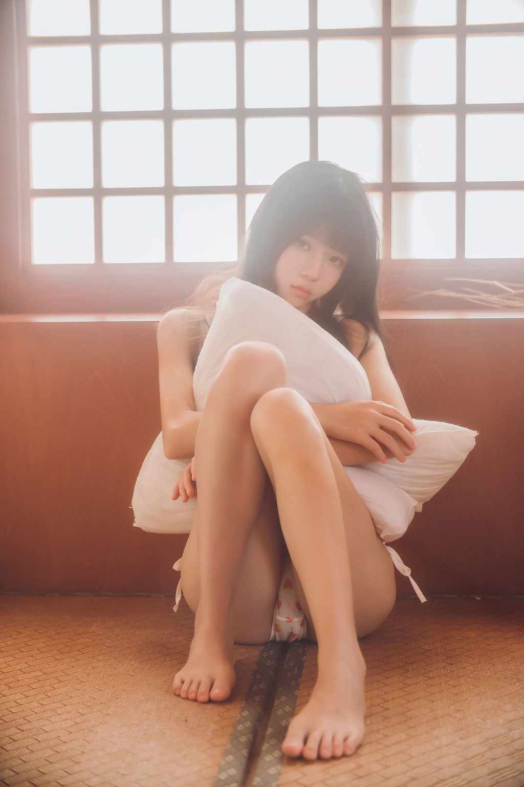 桜桃喵《小背心换水手服》 [萝莉COS] 写真集[144P]