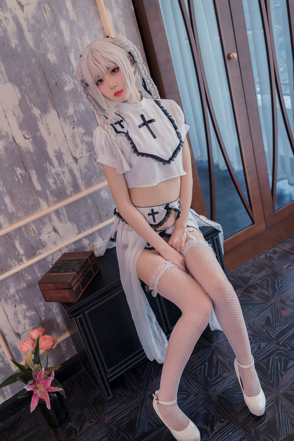 COSER五更百鬼 《黑白》 [Cosplay美女] 写真集[96P]