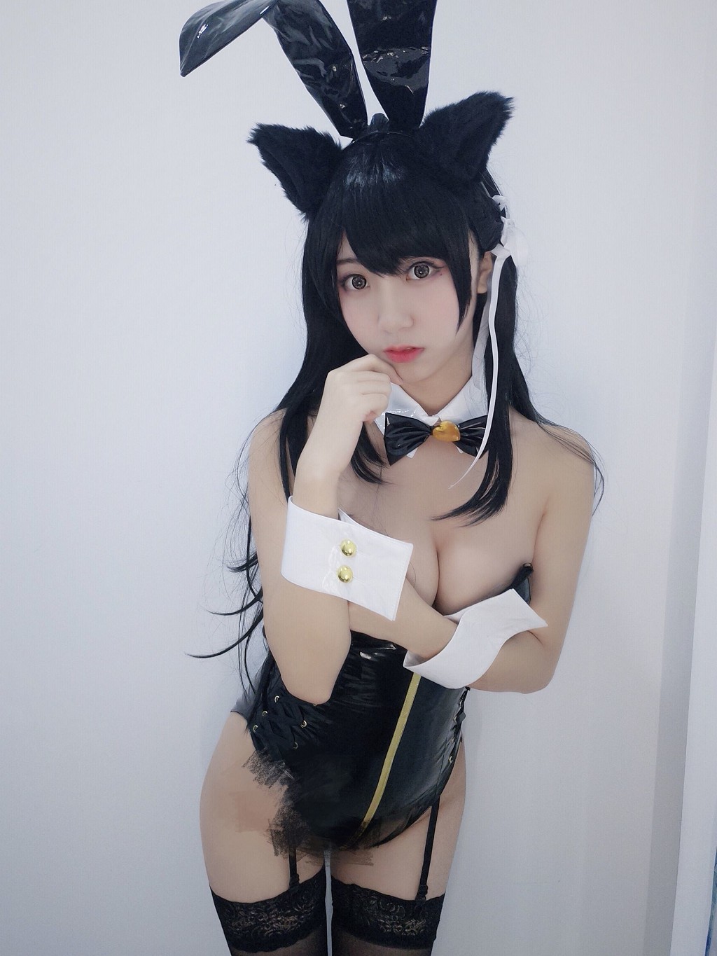 COSER黑川《爱宕兔女郎 小恶魔旗袍》 [Cosplay少女] 写真集[36P]