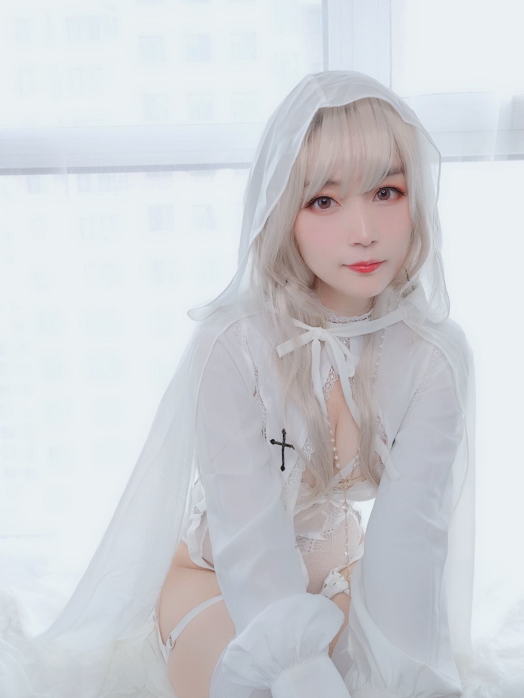 COSER白银81《纯白圣女》 [Cosplay少女] 写真集[56P]