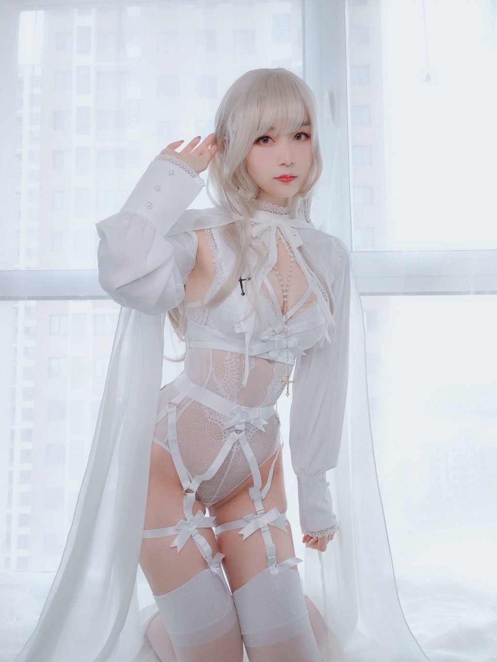 COSER白银81《纯白圣女》 [Cosplay少女] 写真集[56P]