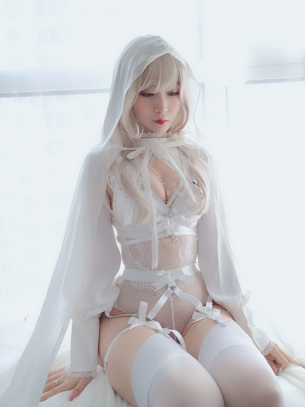 COSER白银81《纯白圣女》 [Cosplay少女] 写真集[56P]