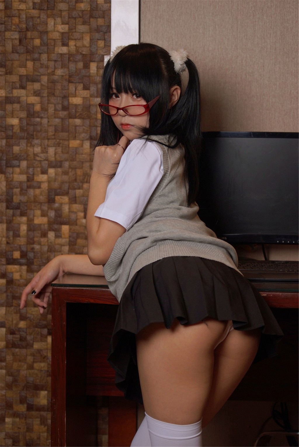 COSER白银81&摇摇乐《姐妹丝诱》 [Cosplay福利] 写真集[107P]