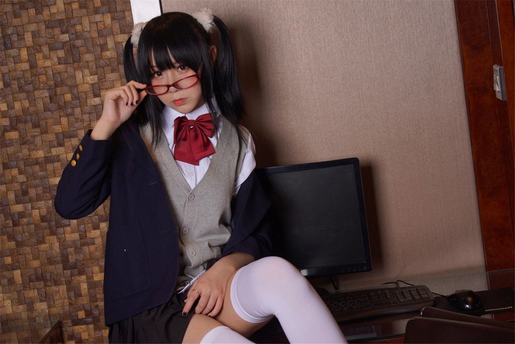 COSER白银81&摇摇乐《姐妹丝诱》 [Cosplay福利] 写真集[107P]