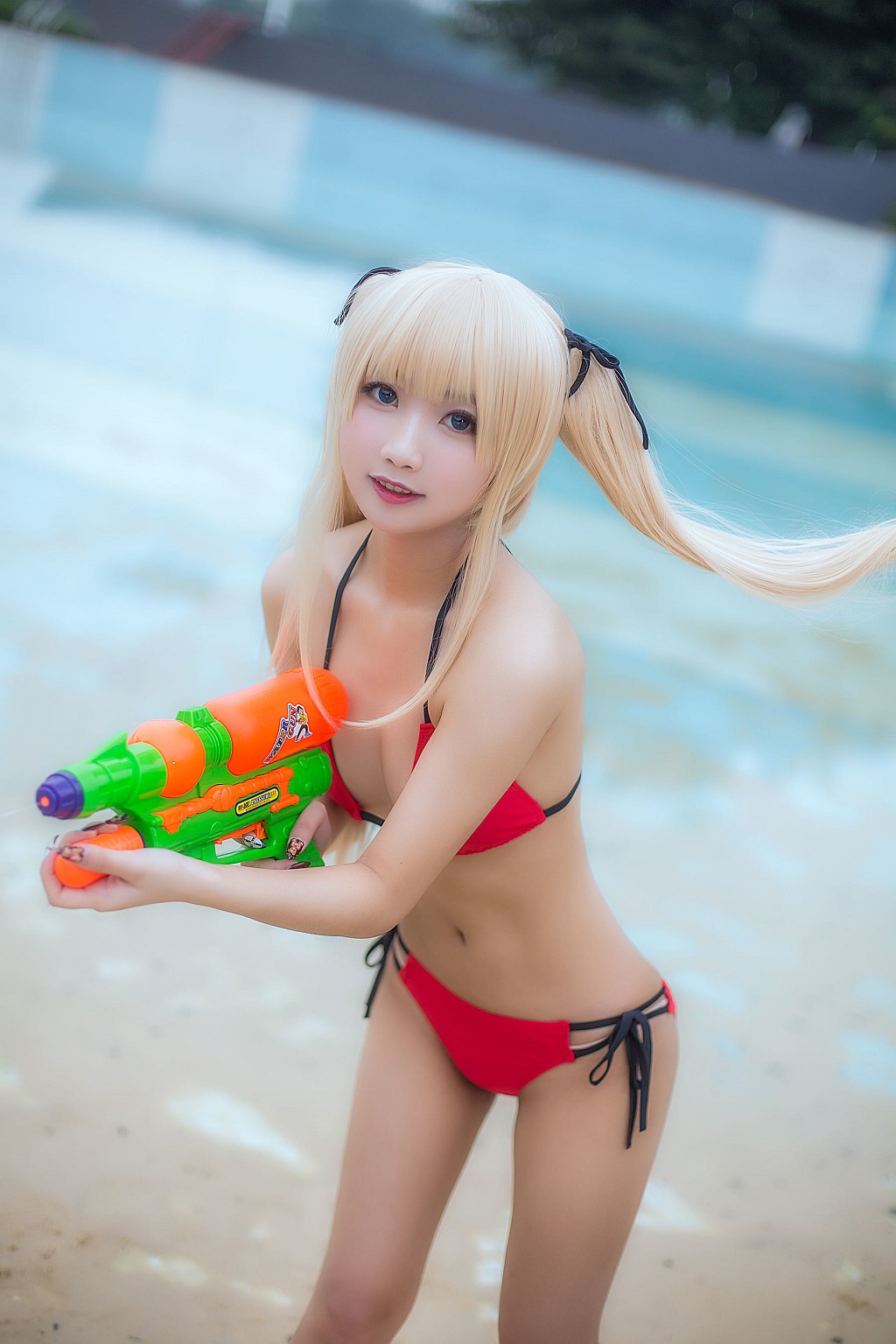 鬼畜瑶《酒吧兔女郎 泳装魔女》 [Cosplay福利] 写真集[35P]