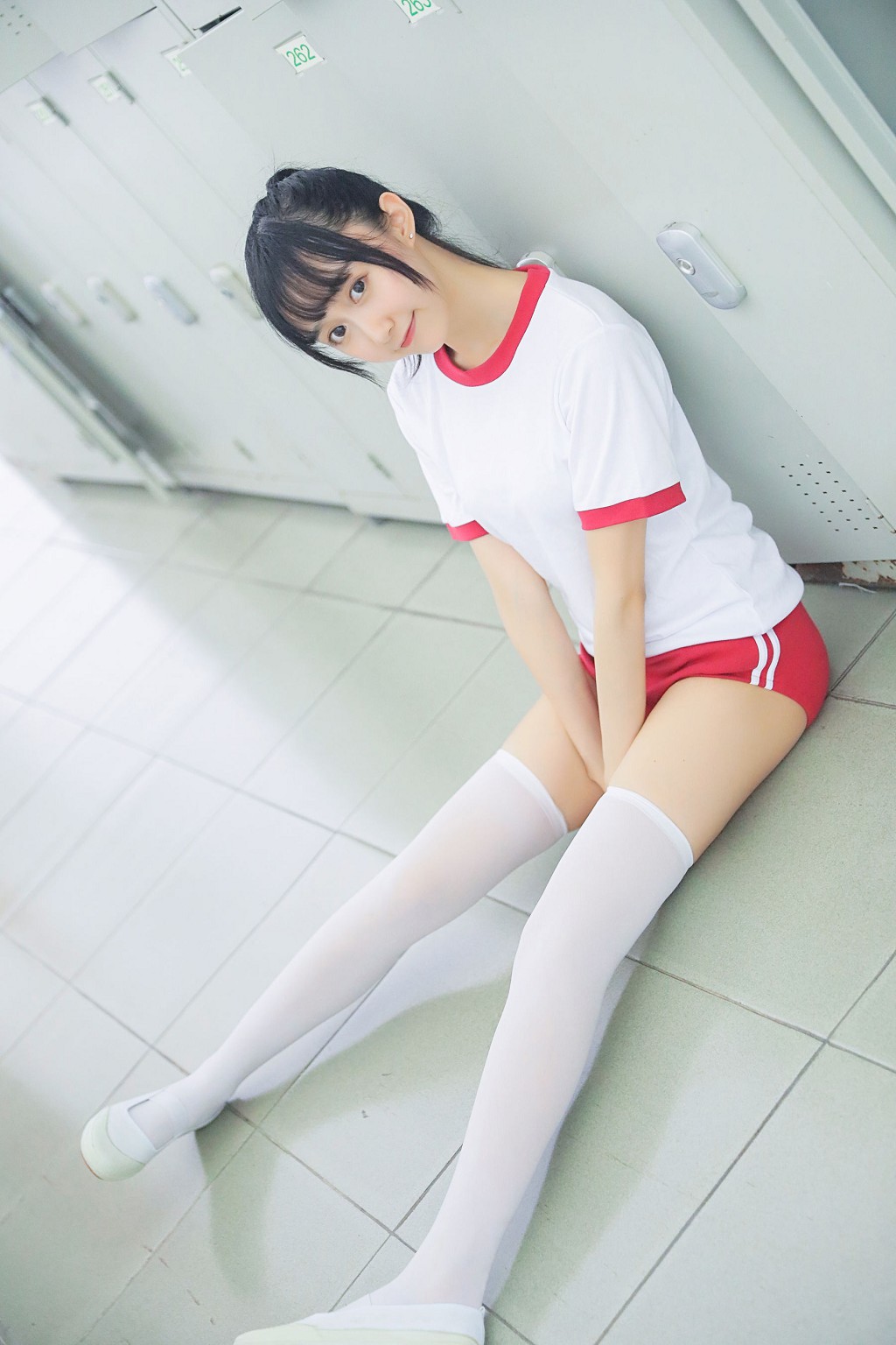 桜桃喵 - 蓝白水手服