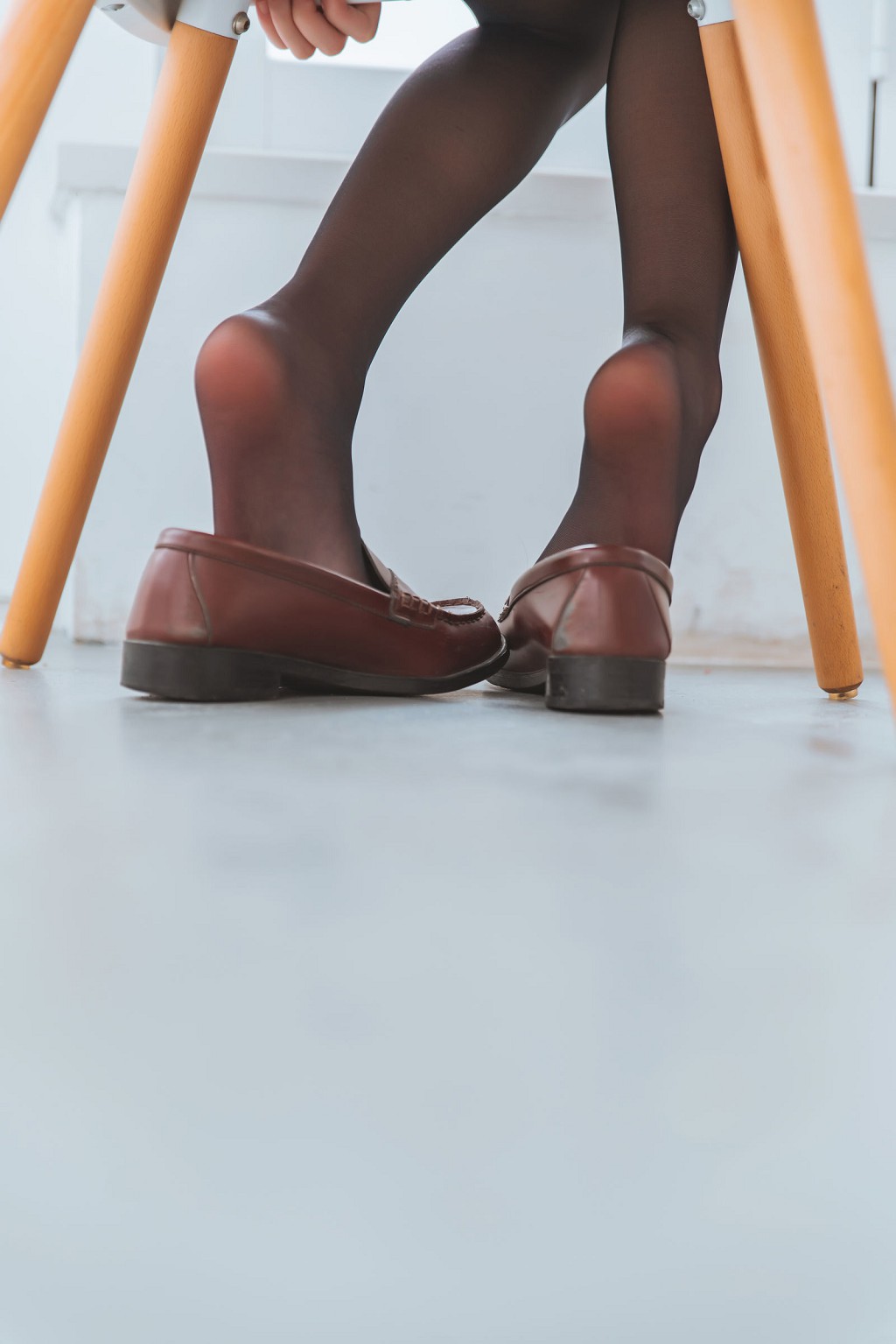 桜桃喵《冬季制服丝秀》 [Cosplay美女] 写真集[45P]