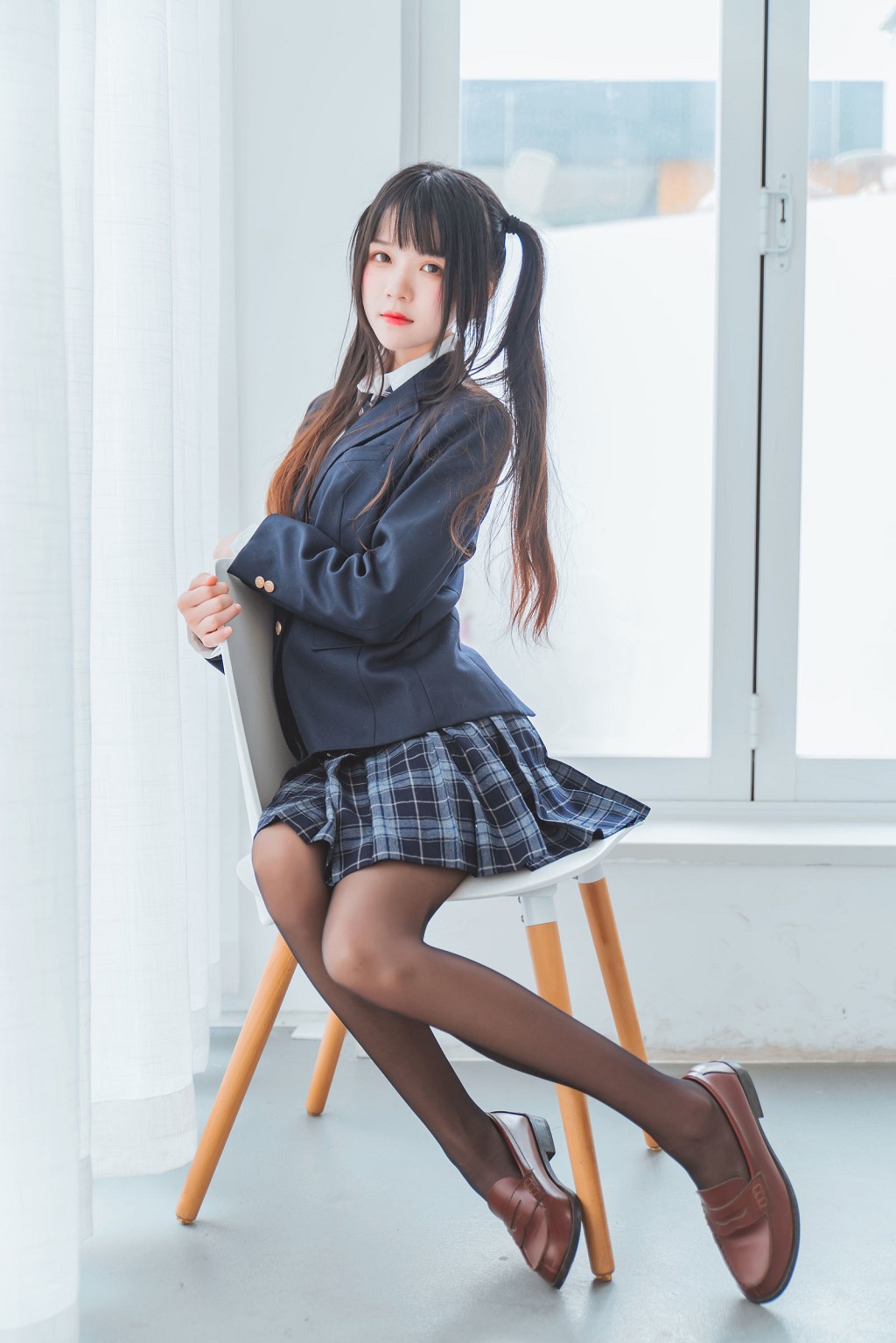 桜桃喵《冬季制服丝秀》 [Cosplay美女] 写真集[45P]