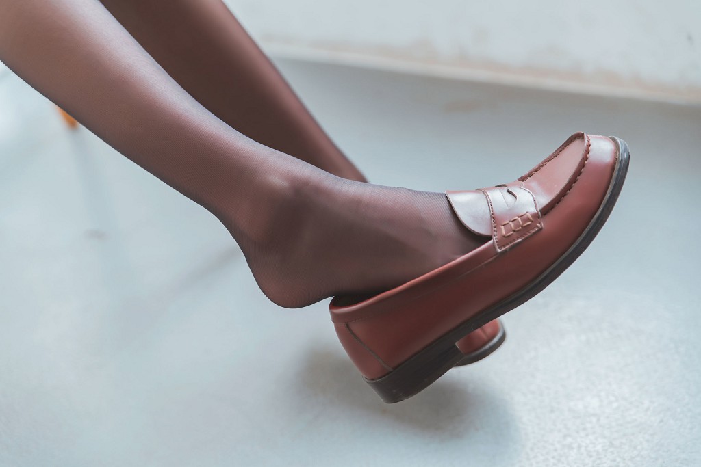 桜桃喵《冬季制服丝秀》 [Cosplay美女] 写真集[45P]