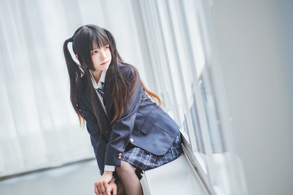 桜桃喵《冬季制服丝秀》 [Cosplay美女] 写真集[45P]