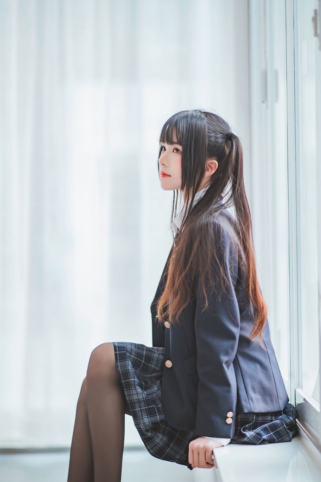 桜桃喵《冬季制服丝秀》 [Cosplay美女] 写真集[45P]