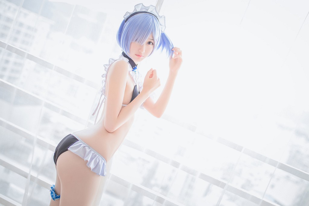 木绵绵OwO《蕾姆泳装+兔女郎》 [COSER美女] 写真集[30P]