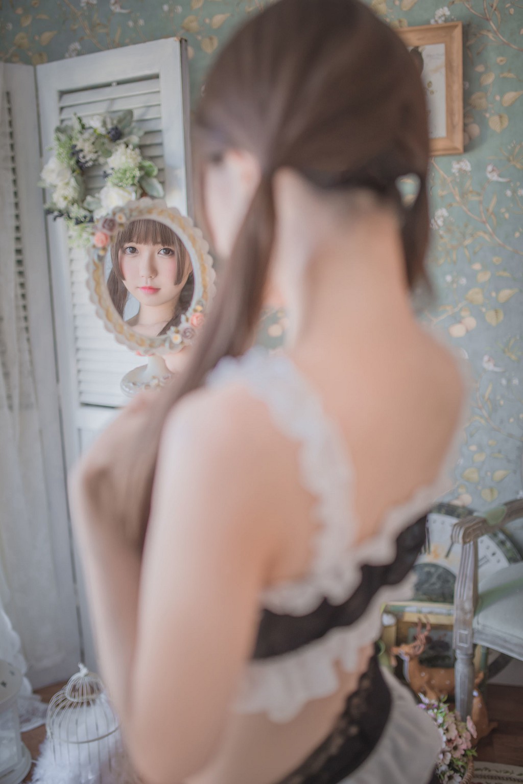 白金Saki《吊带袜私房》 [Cosplay福利] 写真集[25P]