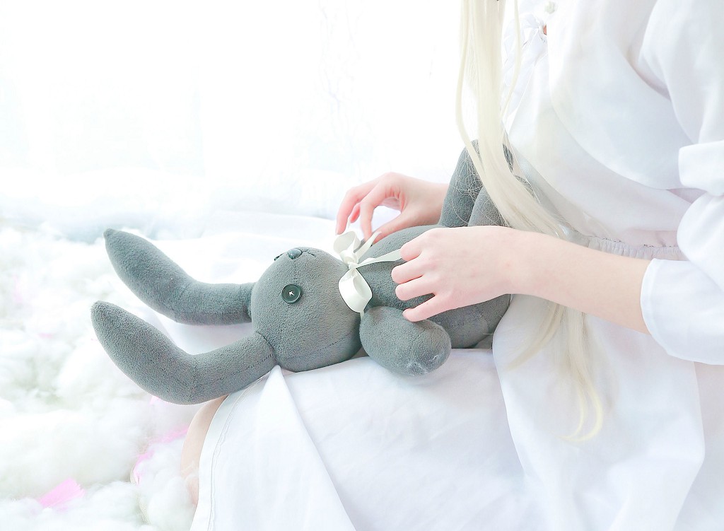 一小央泽《穹妹 小恶魔》  [Cosplay美女] 写真集[36P]