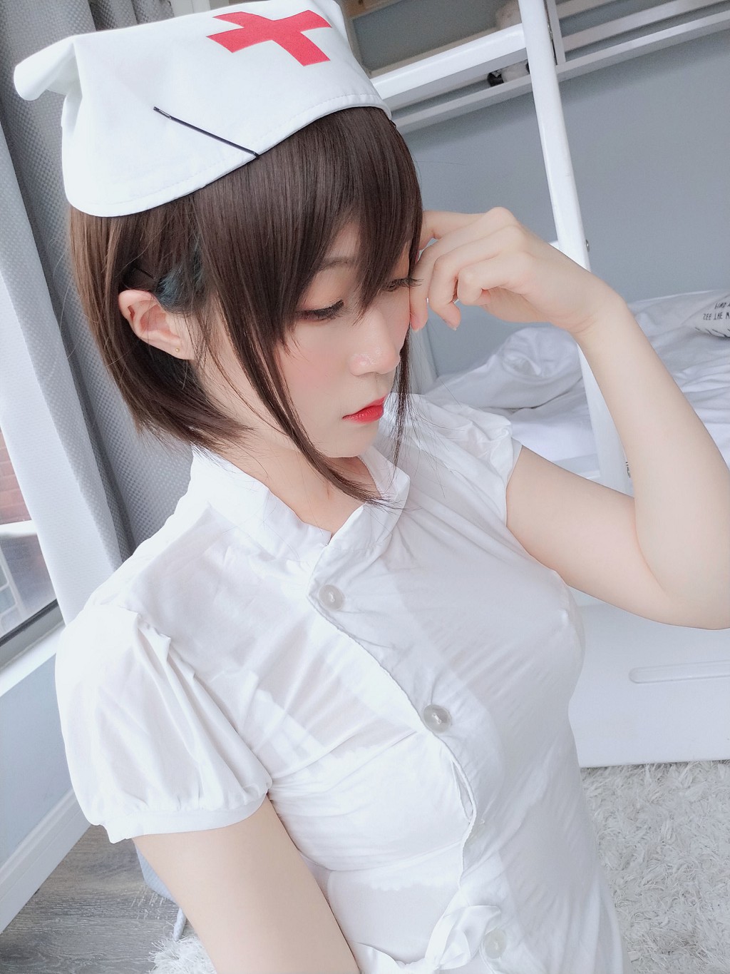 白银81《白丝小护士》 [Cosplay少女] 写真集[51P]