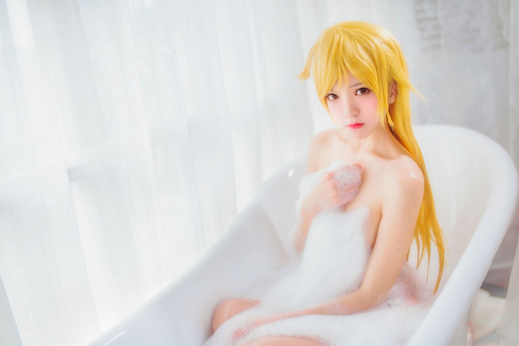 桜桃喵《小忍浴缸》 [萝莉COS] 写真集[50P]