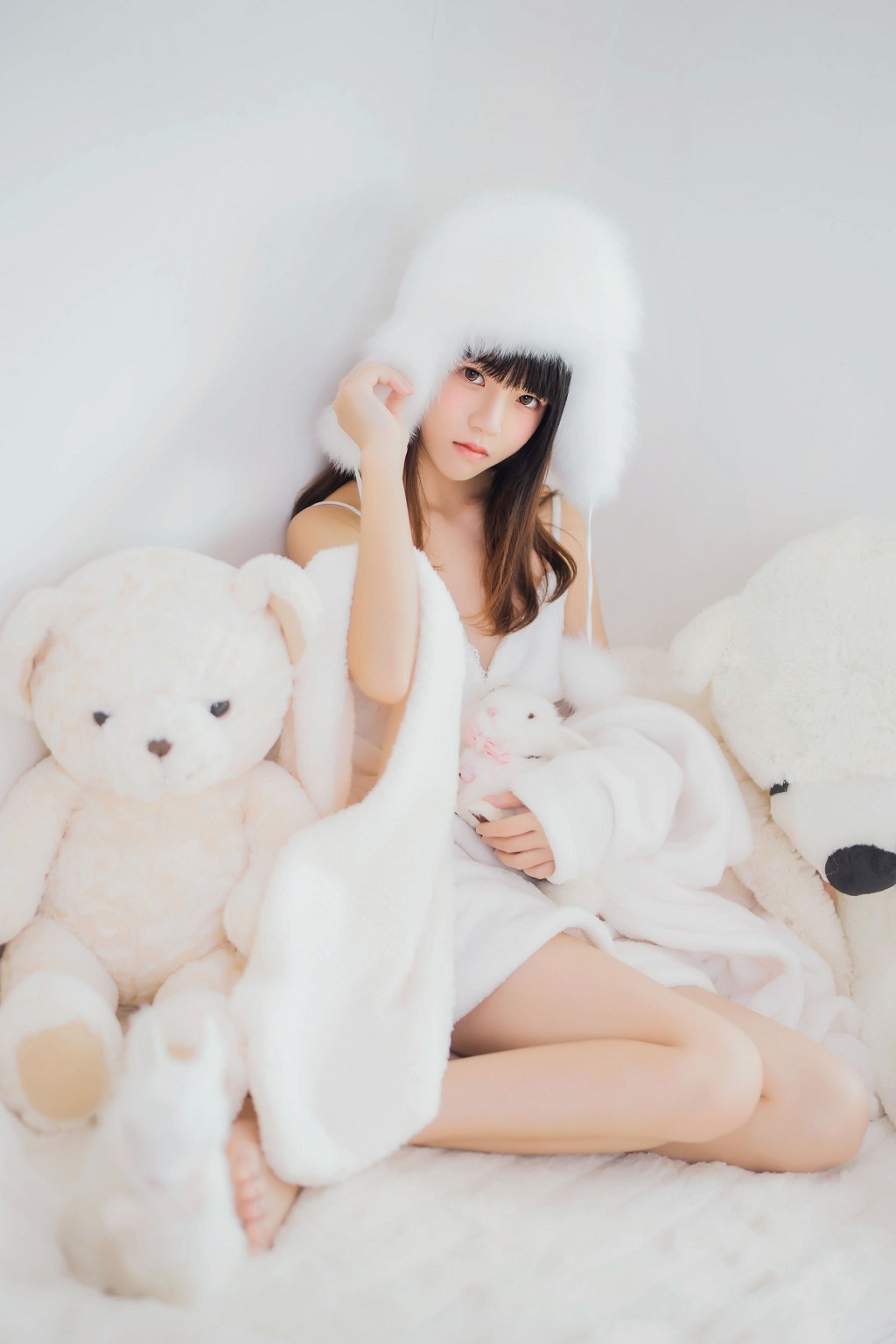 疯猫ss《喵喵睡衣》 [萝莉COS] 写真集[37P]