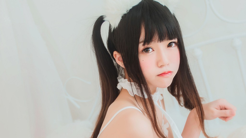 疯猫ss《喵喵睡衣》 [萝莉COS] 写真集[37P]