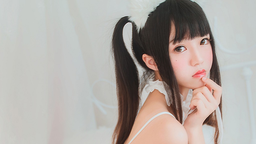 疯猫ss《喵喵睡衣》 [萝莉COS] 写真集[37P]