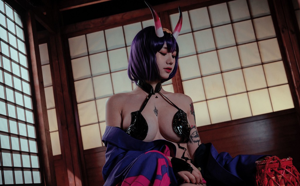 COSER洛丽塔大哥 《酒吞》 [Cosplay美女] 写真集[36P]