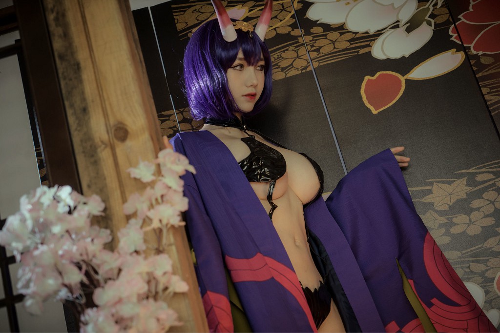 COSER洛丽塔大哥 《酒吞》 [Cosplay美女] 写真集[36P]