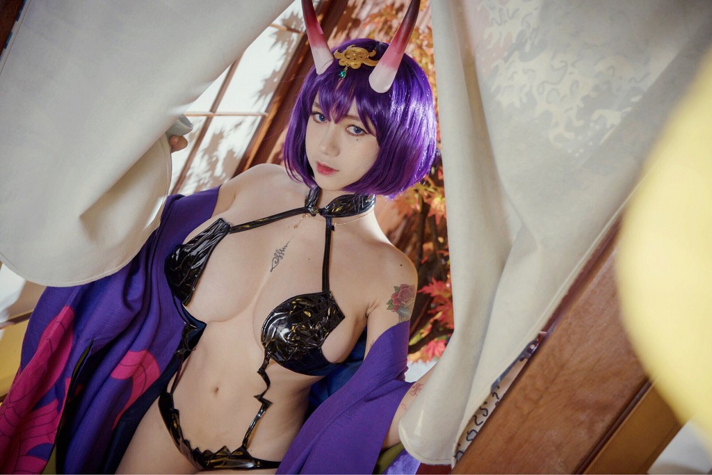 COSER洛丽塔大哥 《酒吞》 [Cosplay美女] 写真集[36P]