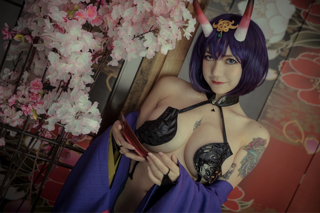 COSER洛丽塔大哥 《酒吞》 [Cosplay美女] 写真集[36P]