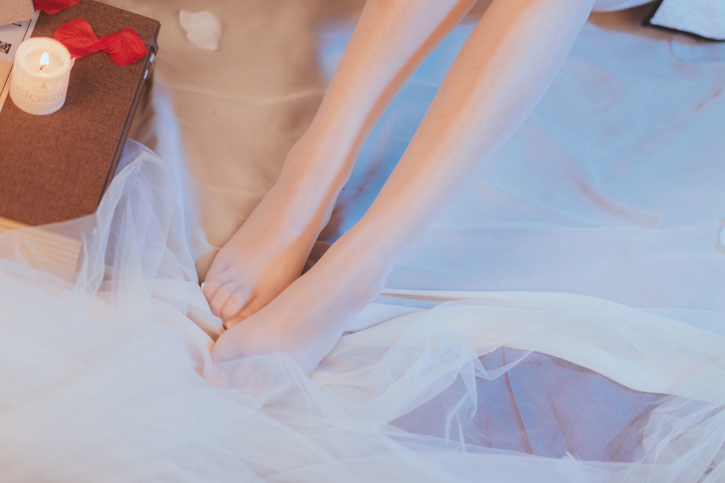 主播米线线sama《白色旗袍》 [Cosplay少女] 写真集[22P]