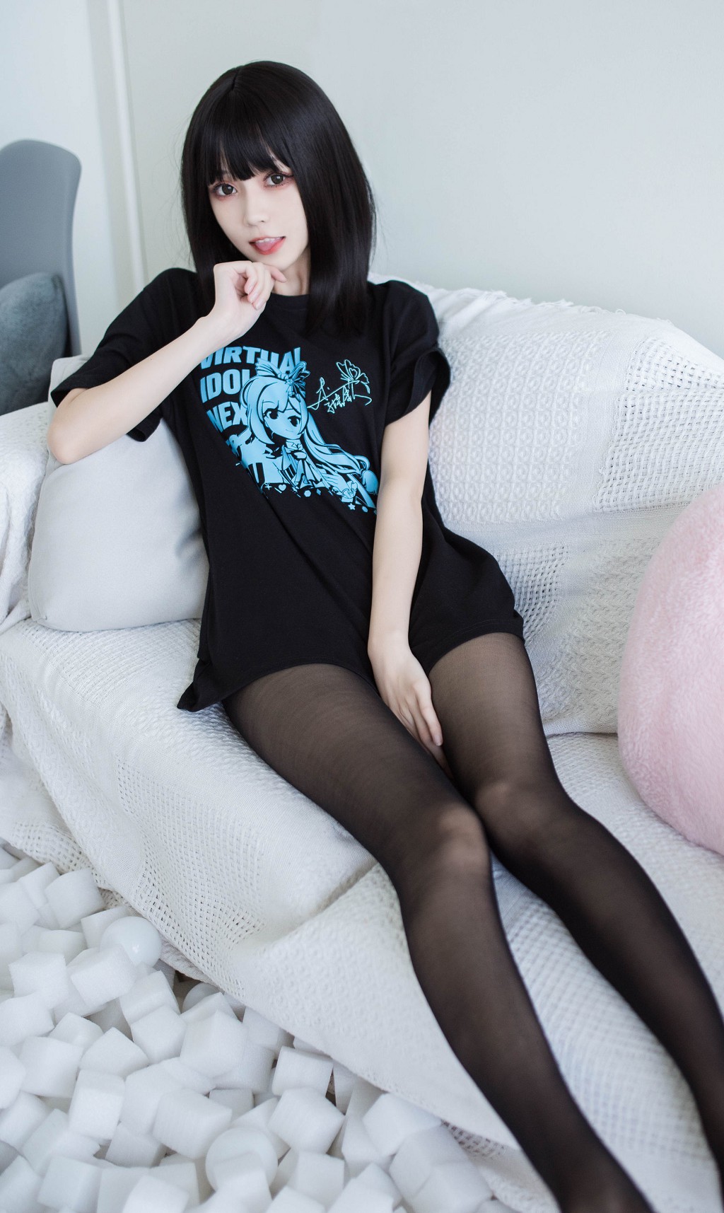 小妖精你的负卿《爱宕花嫁 居家私服 穹妹女仆》  [Cosplay福利] 写真集[26P]