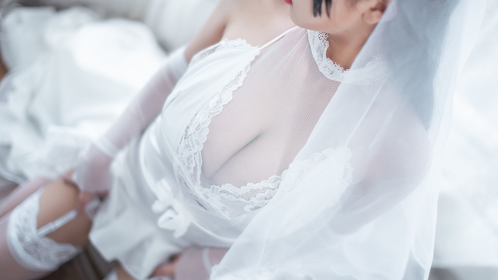 COSER鬼畜瑶《爱宕花嫁》 [Cosplay福利] 写真集[23P]