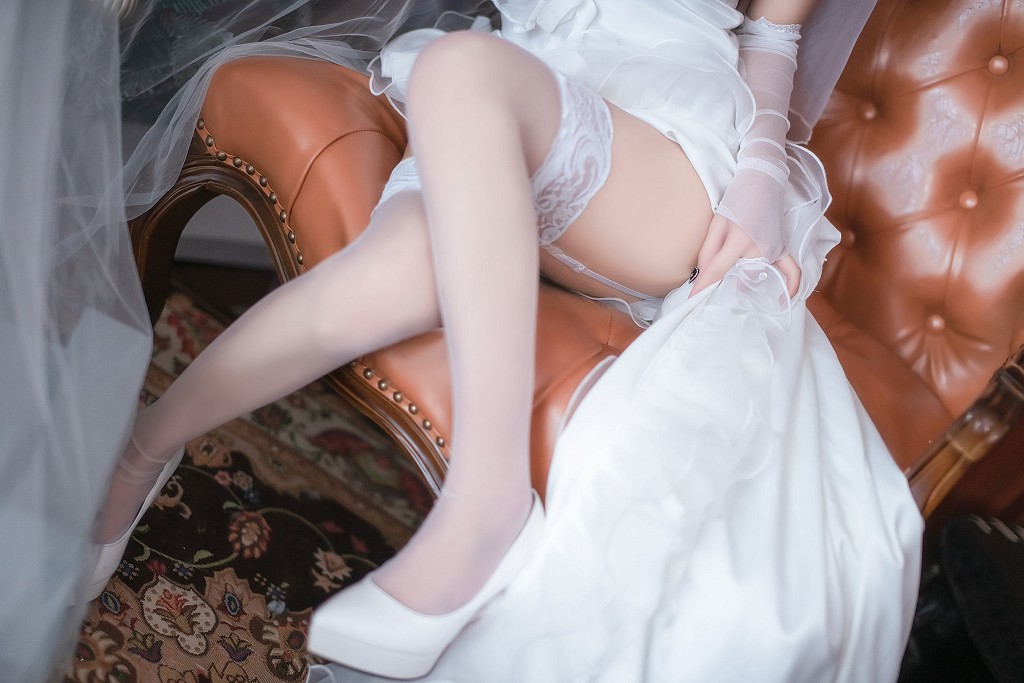 COSER鬼畜瑶《爱宕花嫁》 [Cosplay福利] 写真集[23P]